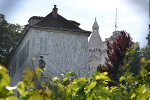 Clos Montmartre Paris Vineyard Winery